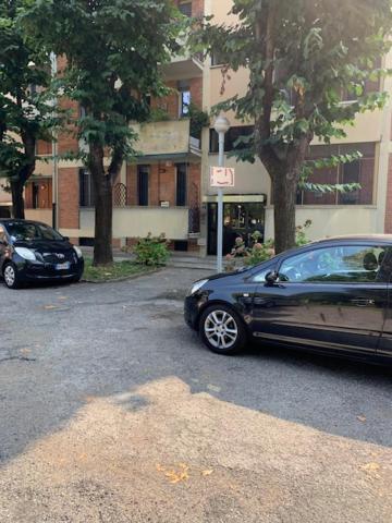 Hotel San Donato Policlinico BBking San Donato Milanese Esterno foto